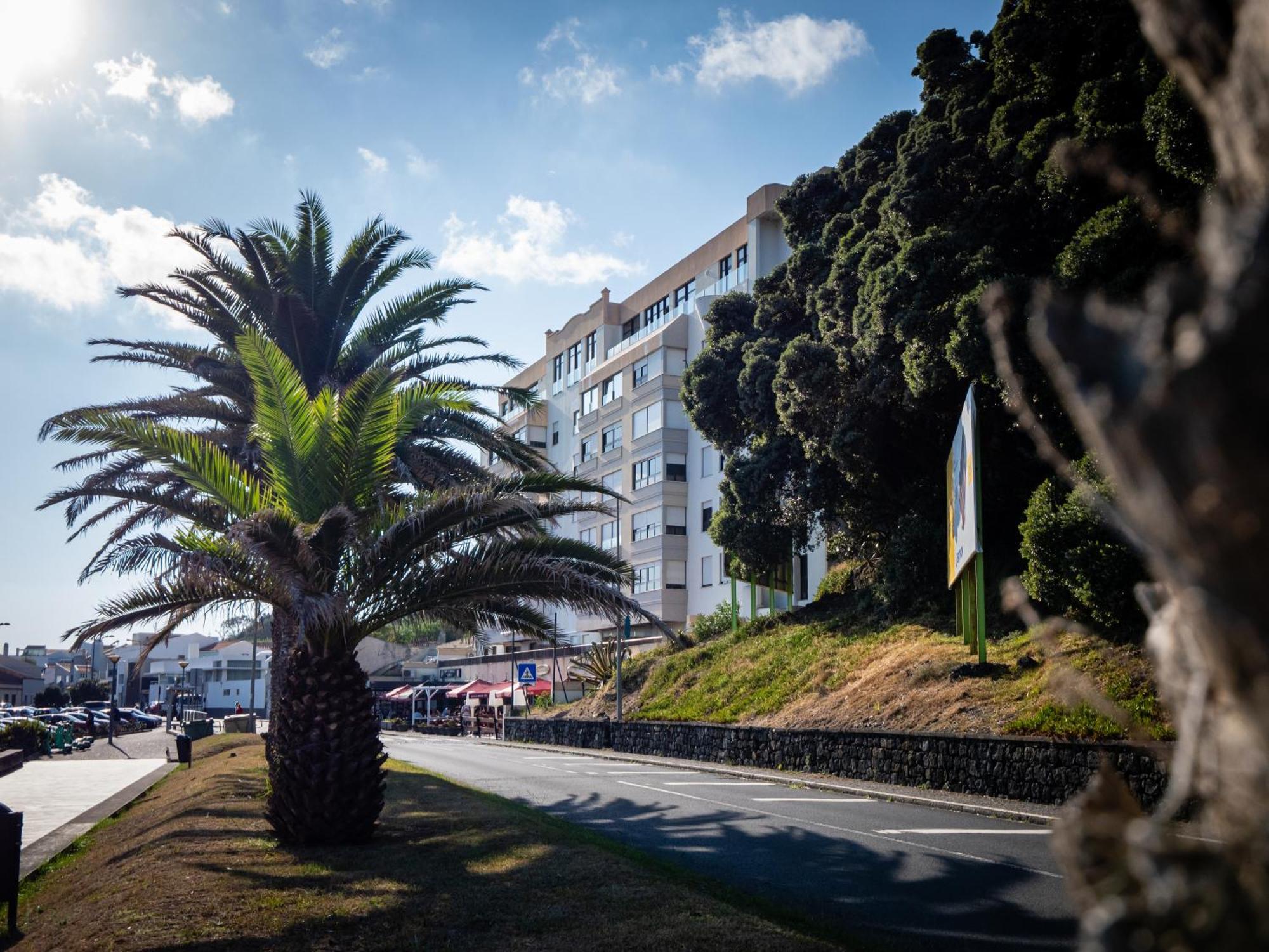 Beachfront Amazing Location - 19Th Hole Apartment Ponta Delgada  Exterior photo