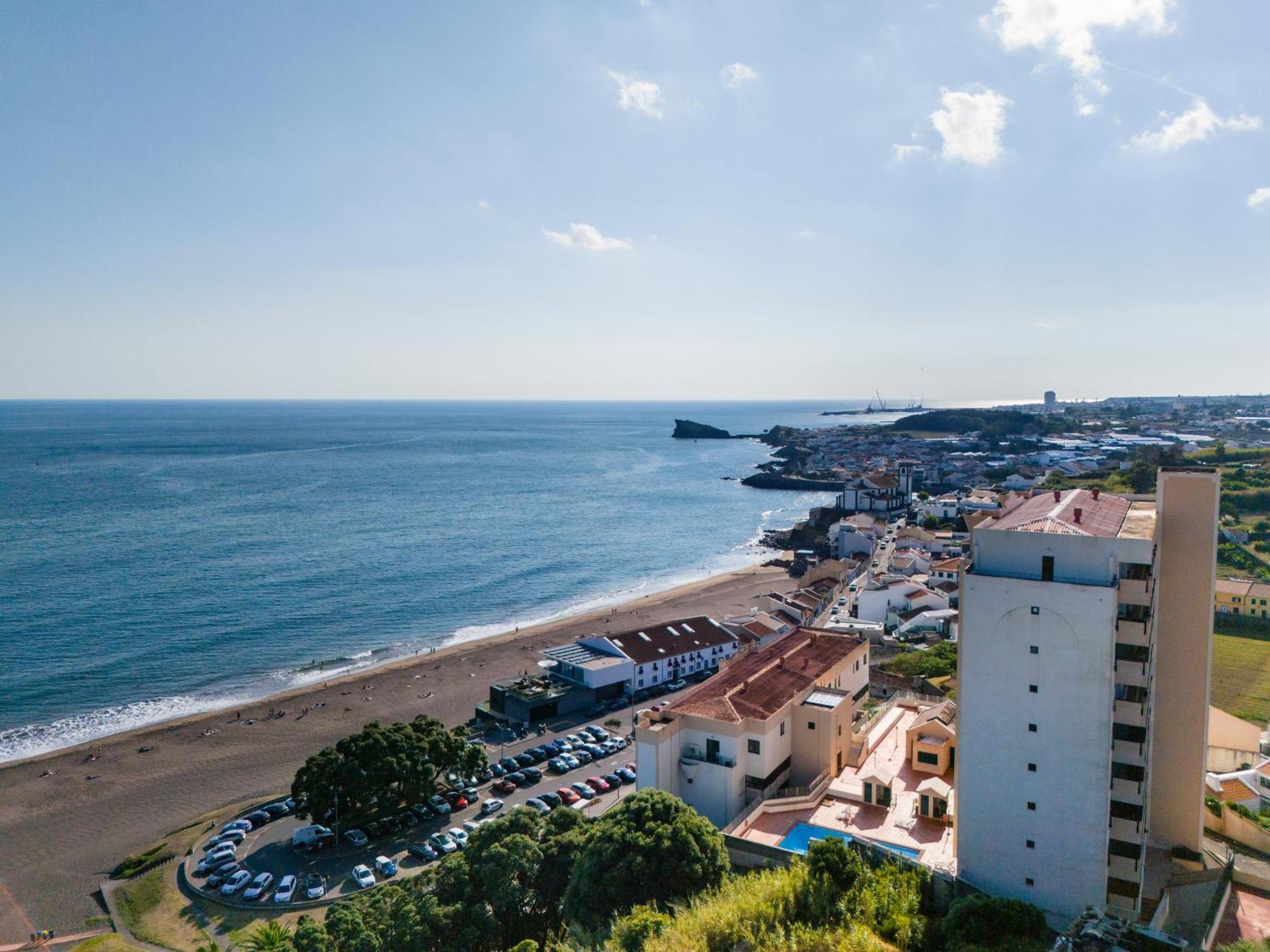 Beachfront Amazing Location - 19Th Hole Apartment Ponta Delgada  Exterior photo