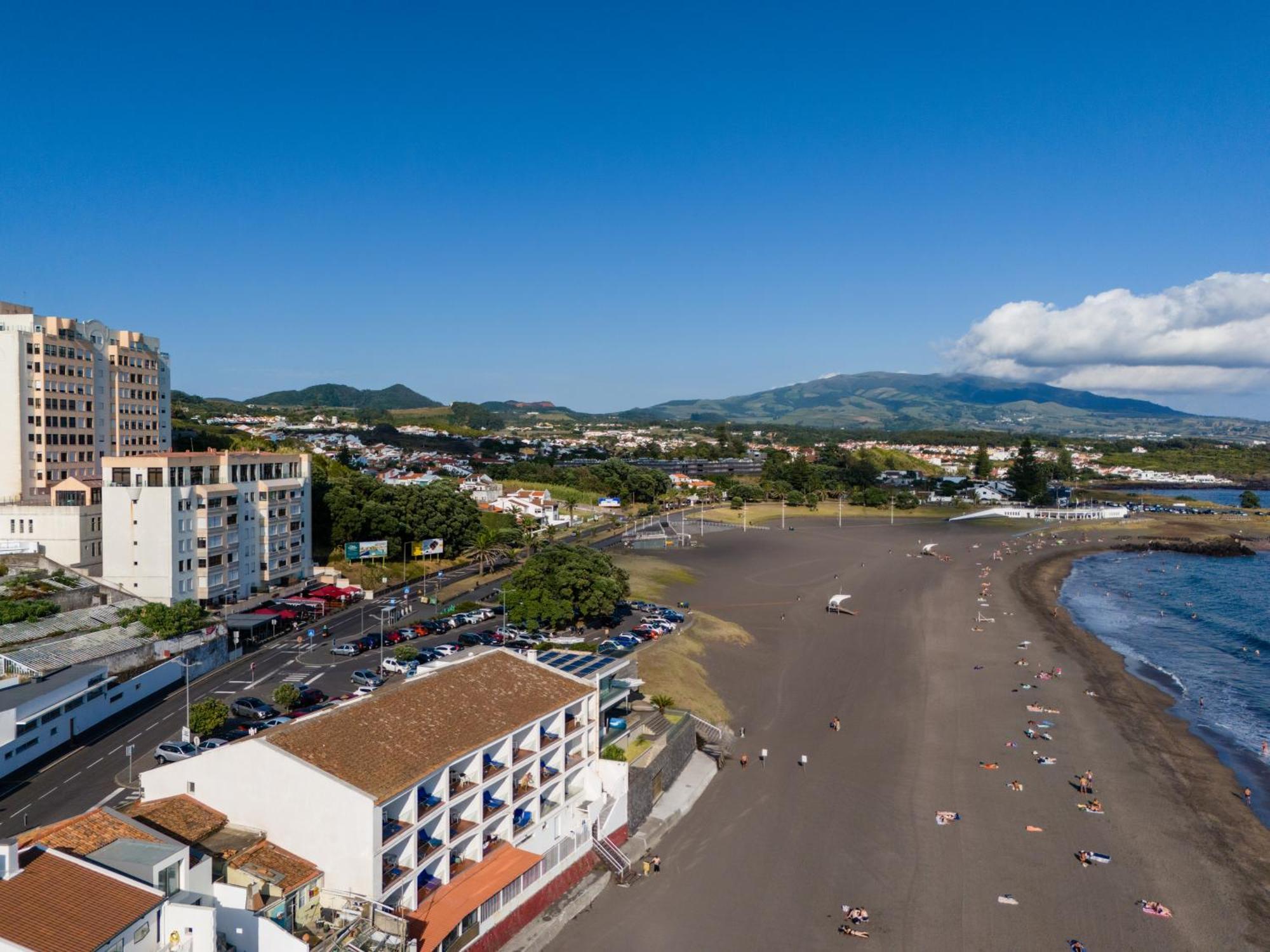 Beachfront Amazing Location - 19Th Hole Apartment Ponta Delgada  Exterior photo